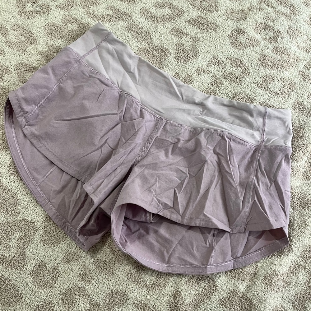 Lululemon Speed Up Shorts! Size 4 Regular